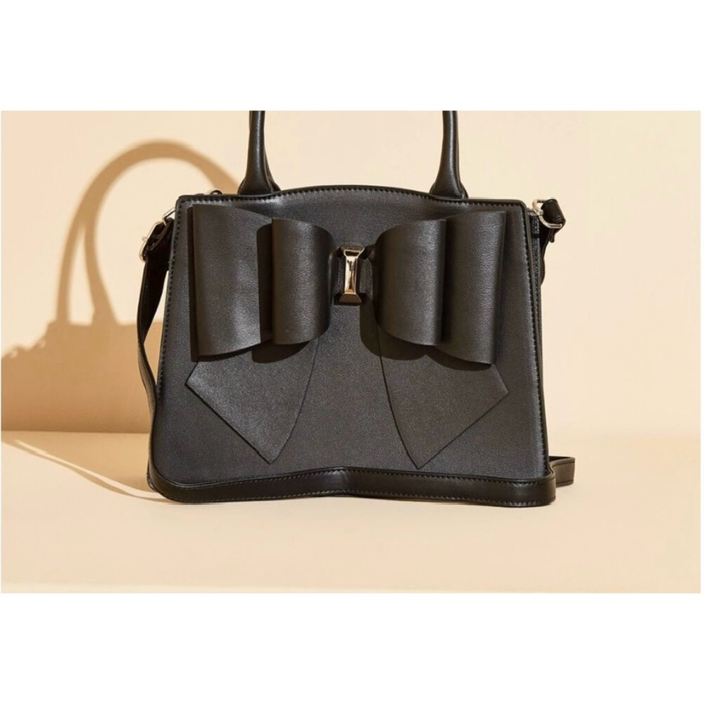 Ashley Stewart Oversized Bow Embellished Tote… STOCK Photos